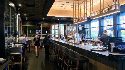 Bâton Rouge Grillhouse & Bar