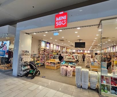 Carrefour Angrignon Door 8