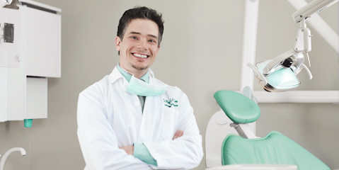 Clinique Maxillo-Faciale Mathieu Lenis