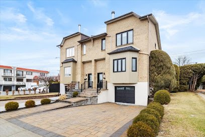 Katarzyna Plachta – Courtier Immobilier LaSalle Montréal Laval – Real Estate Broker