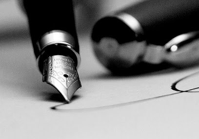 Me Leonardo Holuigue, notaire – notary