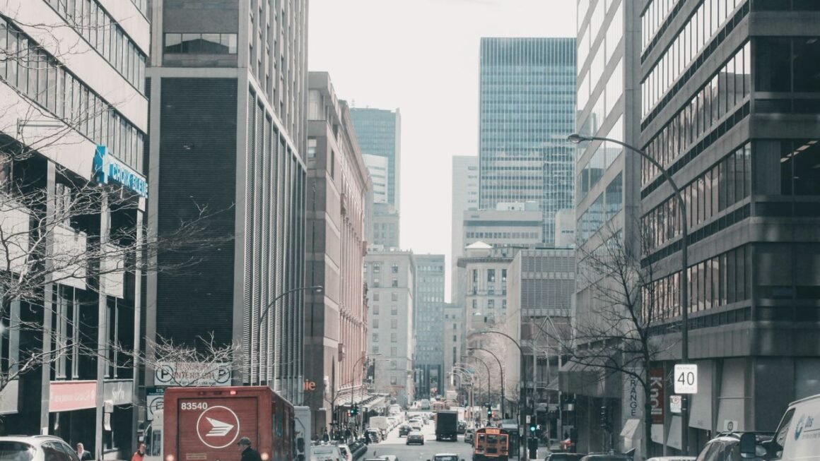 Quebec Business