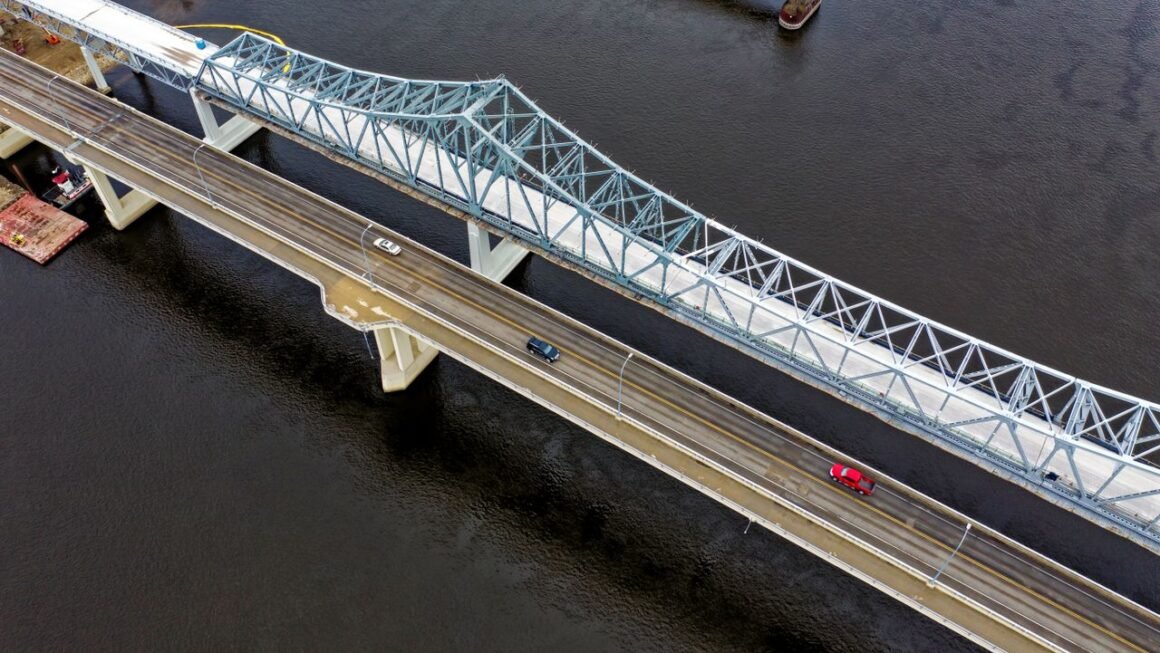 Champlain Bridge